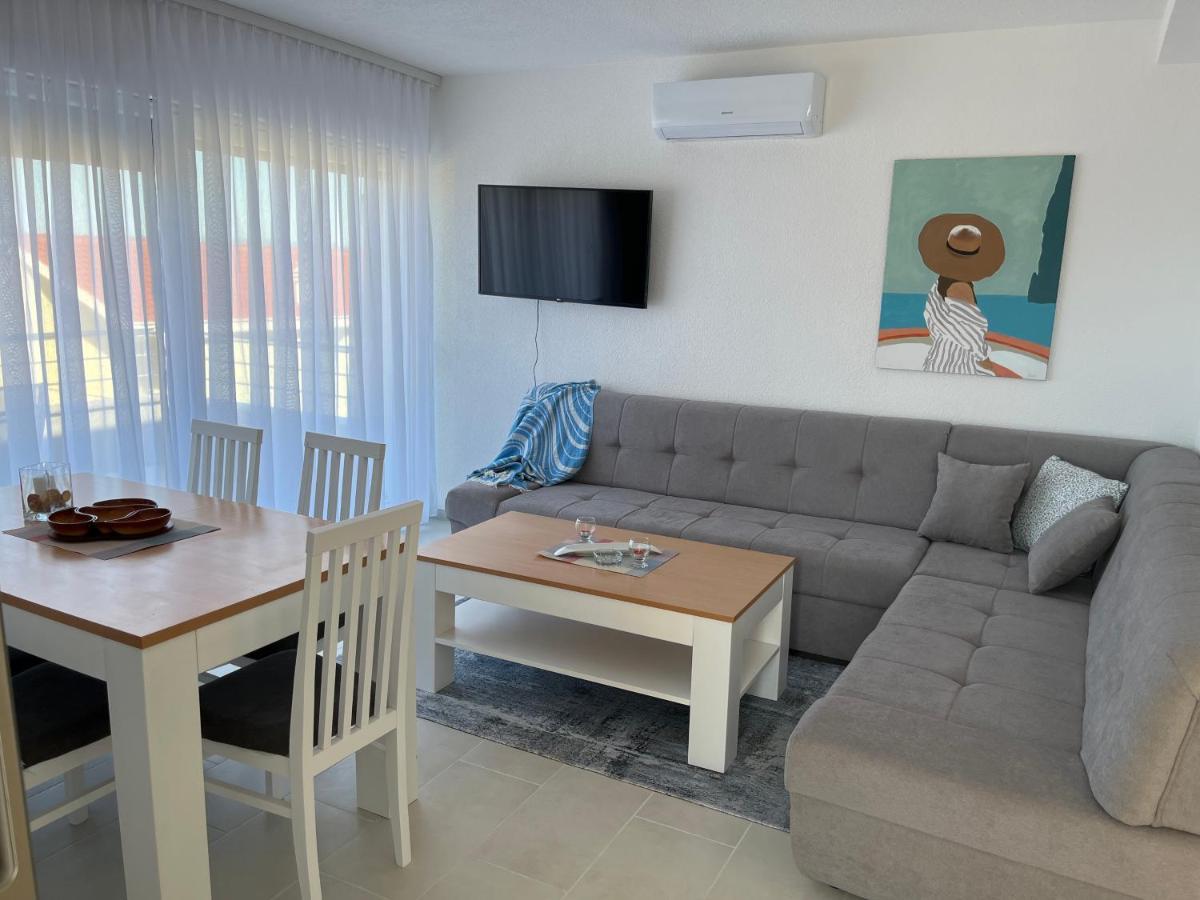 Sea View, Peaceful. Apartment Makarska Exterior photo